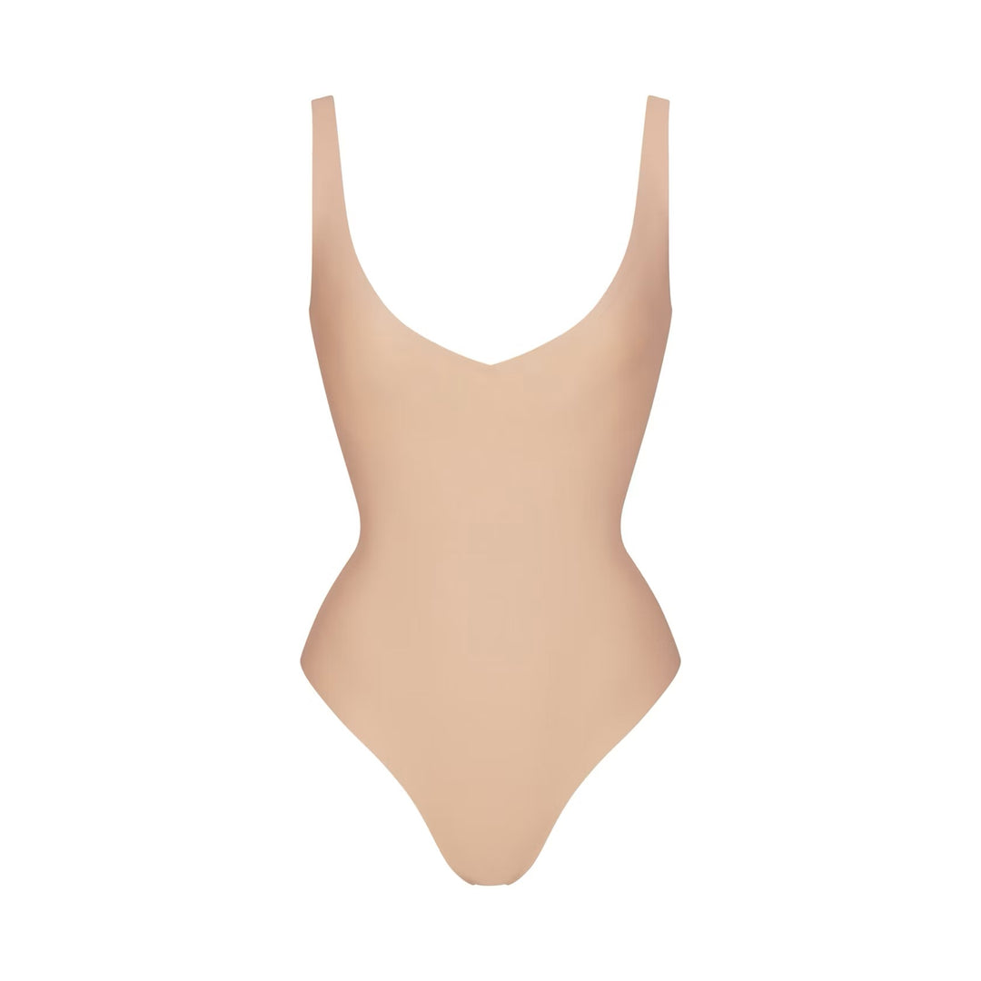 SCULPTA PLUNGE – BODY DÉCOLLETÉ V EFFET SABLIER